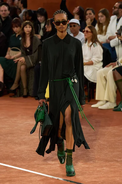 Look 33